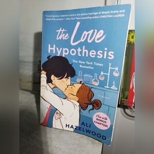 The Love Hypothesis by Ali Hazelwood